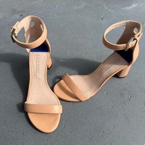 Tan/nude Ankle Strap Block Heel Stuart Weitzman Leather Sandals 5.5